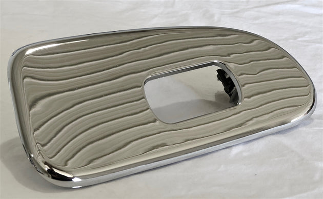 CR. PLASTIC WINDOW SWITCH TRIM R/H. 1 HOLE FOR PETE 2006 UP